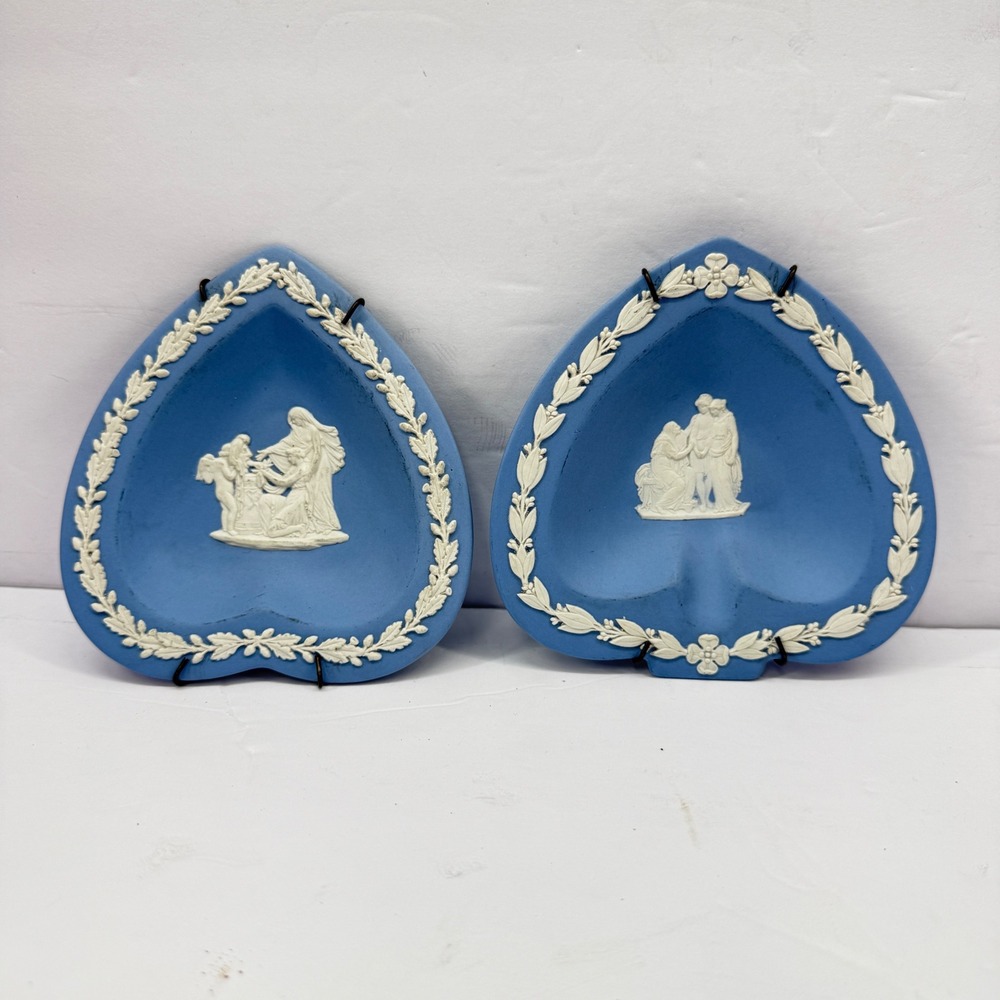 Wedgwood Trinket Dish Blue Solid VTG 1952 Jasperware Heart Spade Set 2